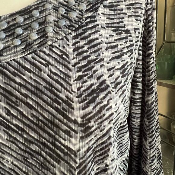 Effortless Style by Citiknits Gray & Black Abstract Print Blouse Size Small Boho - Picture 12 of 16